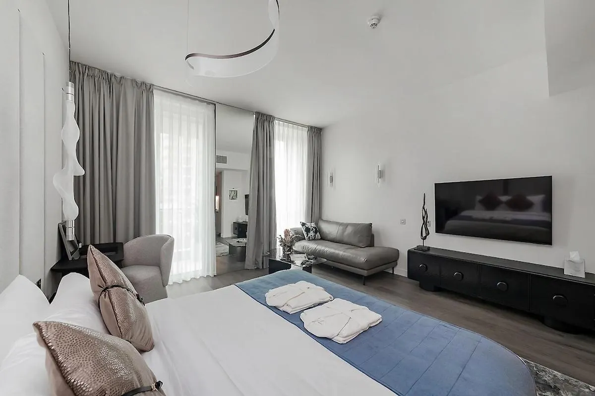 Studio Downtown Boulevard Dubai United Arab Emirates