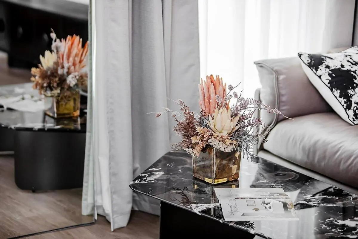 Apartment Studio Downtown Boulevard Dubai United Arab Emirates